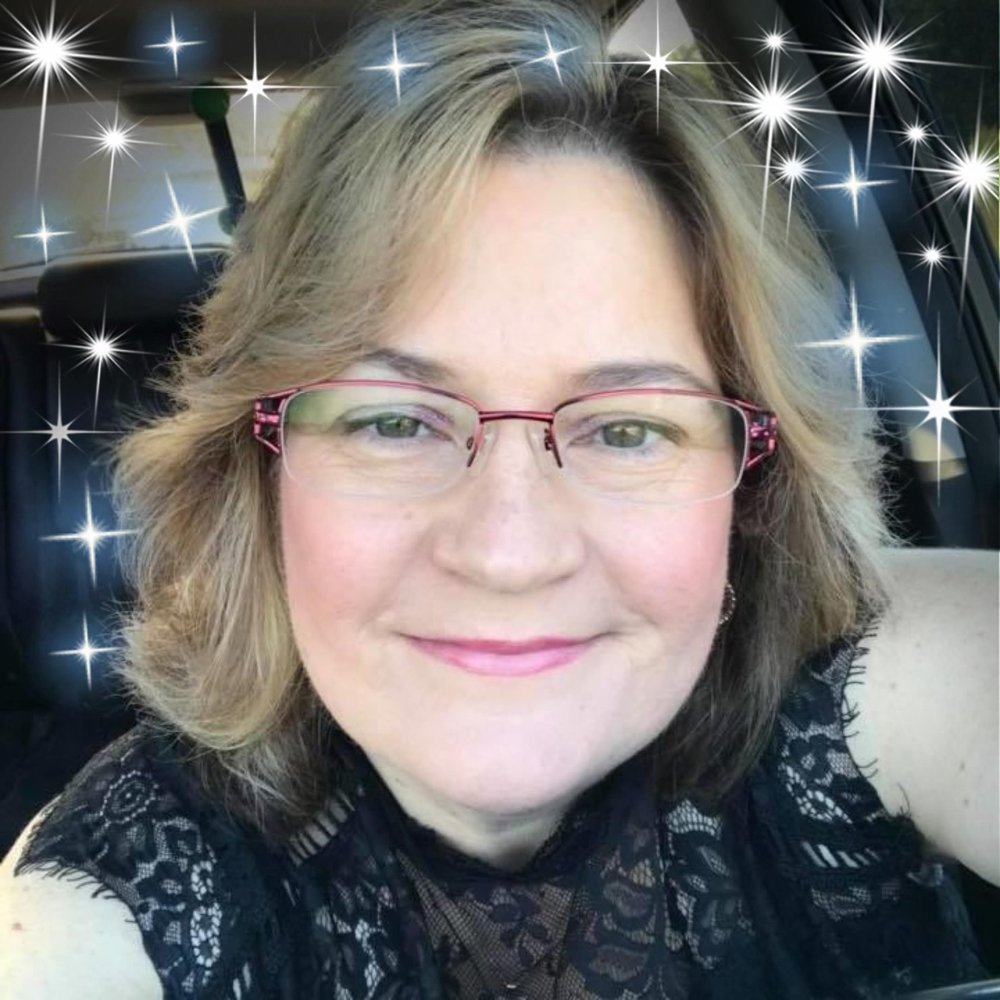 Meet your Posher, Mishelle